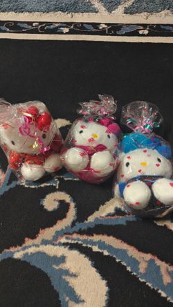 Hello Kitty Plush Chinese Clothing Pink Purple Wrapped Tag