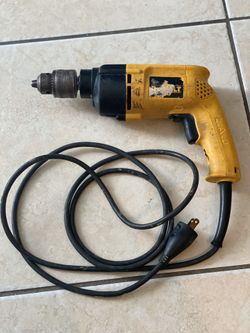 Dewalt 1/2 in. Variable Speed Reversible Hammer Drill