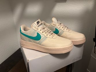 Woman’s Air Force’s
