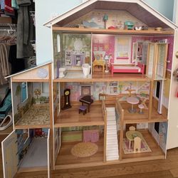 KidKraft Majestic Mansion Dollhouse 