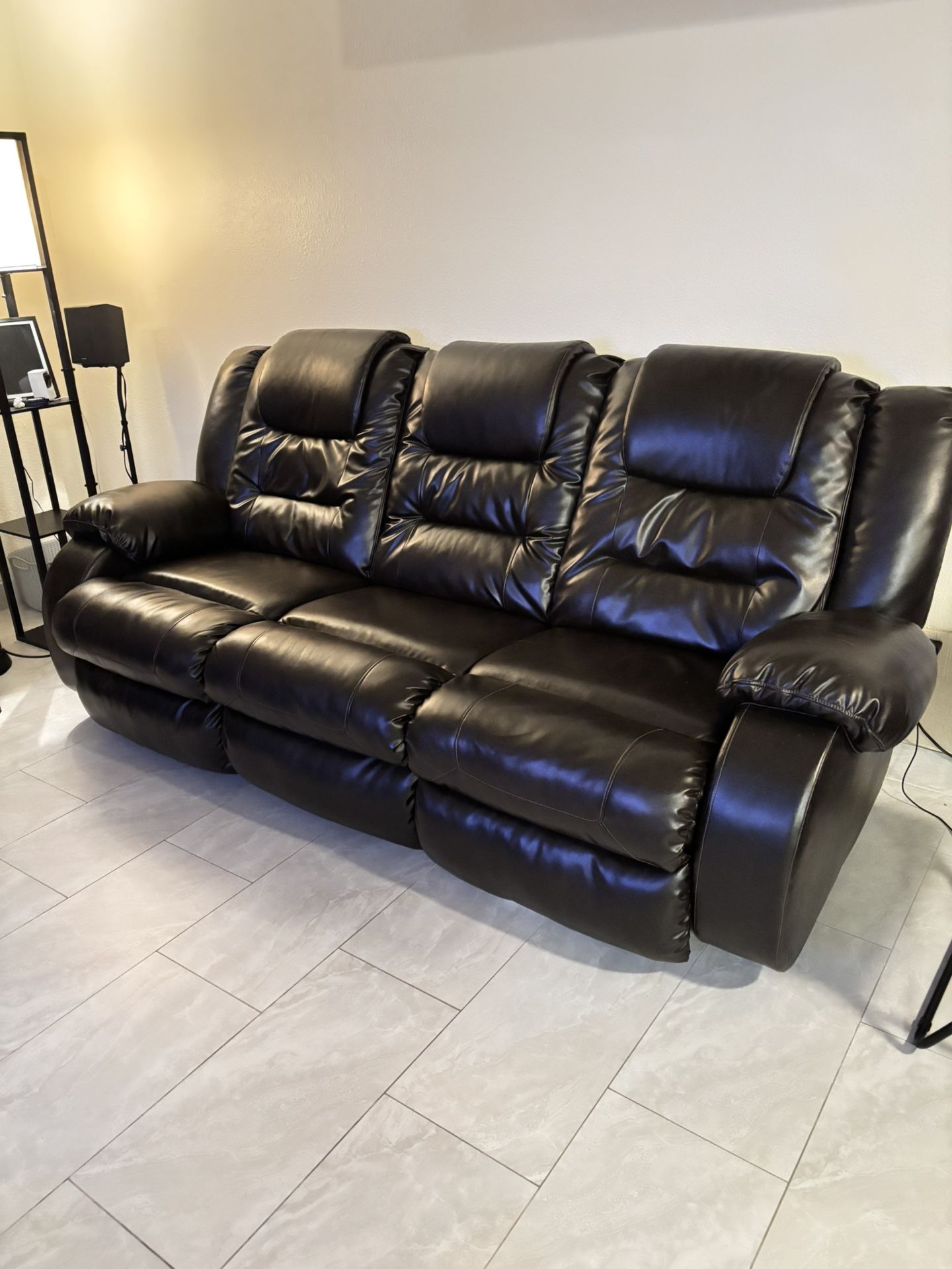 Reclining Sofa Set