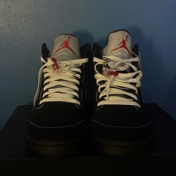Jordan 5 Metallics