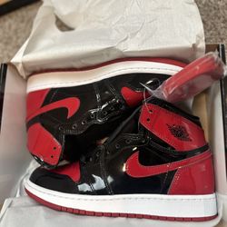 Air Jordan 1 High Bred GS Size 7y (2021)
