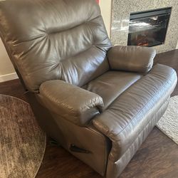 Rocker recliner 