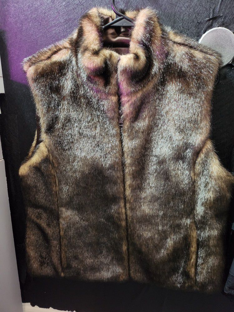 Fur Vest Lined With Silk With Pockets 