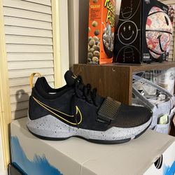 Nike PG 1