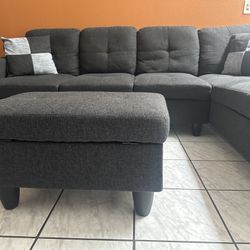 Sectional sofa With ottoman