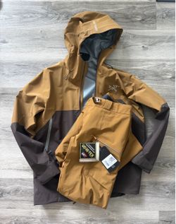 Arc’teryx Sabre jacket and pants