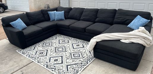 Living Spaces U-Shaped Sectional Sofa – FREE Delivery 🚚