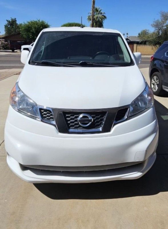 2018 Nissan Nv200