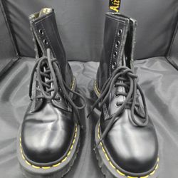 Dr. Martens 1460 Black Boots – Size 7 Men’s / 8 Women’s (New Without Box)
