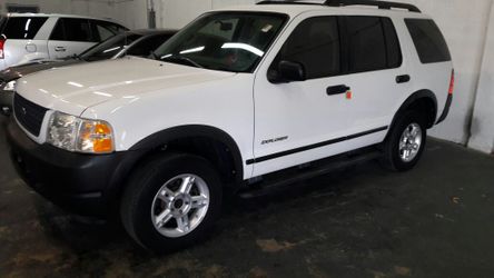 2005 Ford Explorer