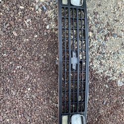 1993 Chevy Front Grill And Headlights 