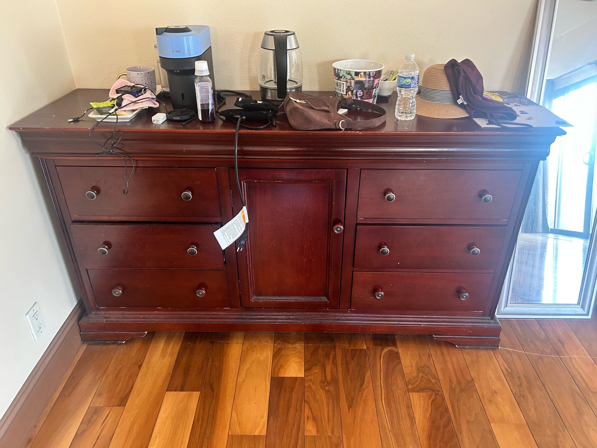 Furniture piece
