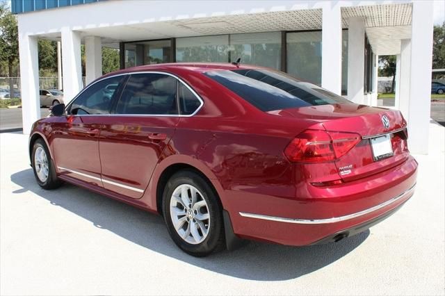2016 Volkswagen Passat