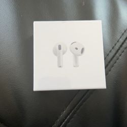 AirPod 4s