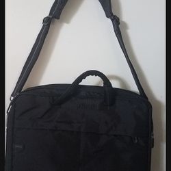 Dell Case, Backpack, carrying bag for Laptop, Dell. 17"x 14" x 4" Padded laptop pouch. Keywords, school, office, apple, samsung. Habla español. 