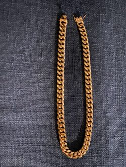 Cuban link necklace