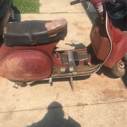 1980 Vespa Not  Running Need To Be Work On  Asking -1000 Or Best Offer 
