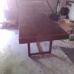 Dining Room Table Very Good Shape