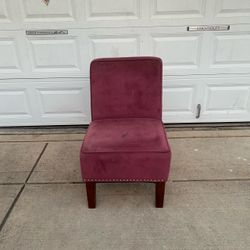 Upholstered Accent Chair with Nailhead Trim – Wooden Legs