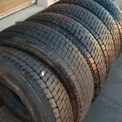 6 use tires 225 70r19.5 continental HD3 good tread on $299.00 all 6