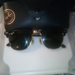 Ray Ban Clubmaster Glasses In Great Condition 