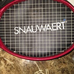 Snauwaert Tennis Racket