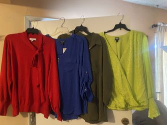 NEW 2X Women’s Tops Lot: $50