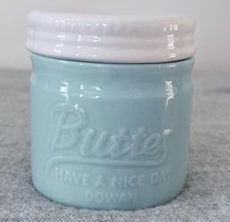 Dowan Porcelain Butter Crock
