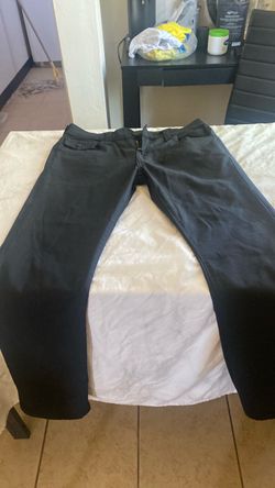 Pantalón negro  True Religion  talla  32