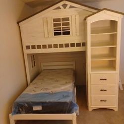 Bunk Beds 
