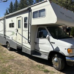 2002 Jayco Luxury Line.