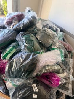 Amazon dresses $2 each 200 pcs minimum wholesale