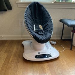 4Moms Mamaroo Baby Swing