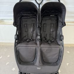 Britax B-Lively Double Stroller 👶👶Cochecito Doble 🧒👧