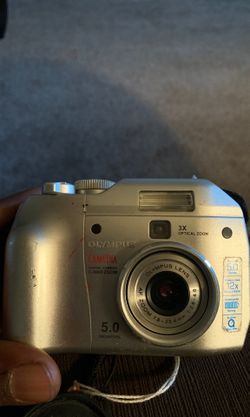 Olympus camedia digital camera c-5000 zoom 5.0 megapixel