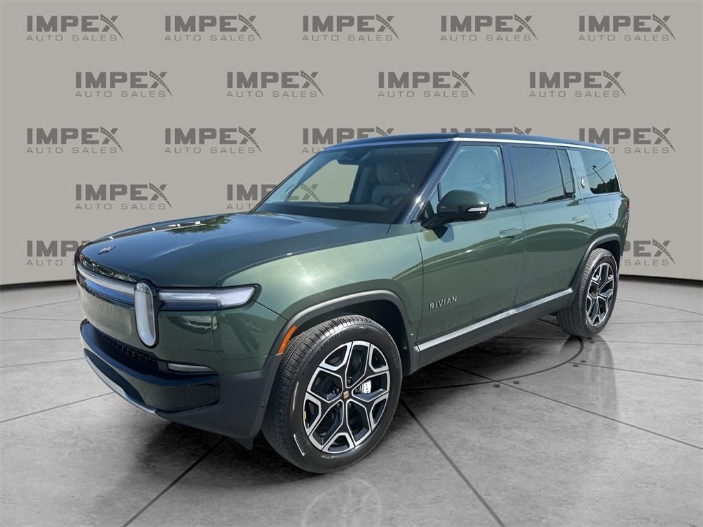 2025 Rivian R1S
