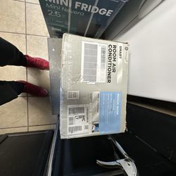 Brand New Smart Window Air Conditioner (Medium Room) – New in Box