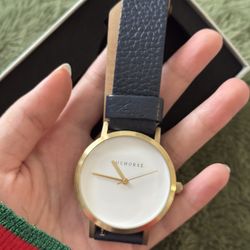 THE HORSE watch – gold tone & white dial – needs battery 