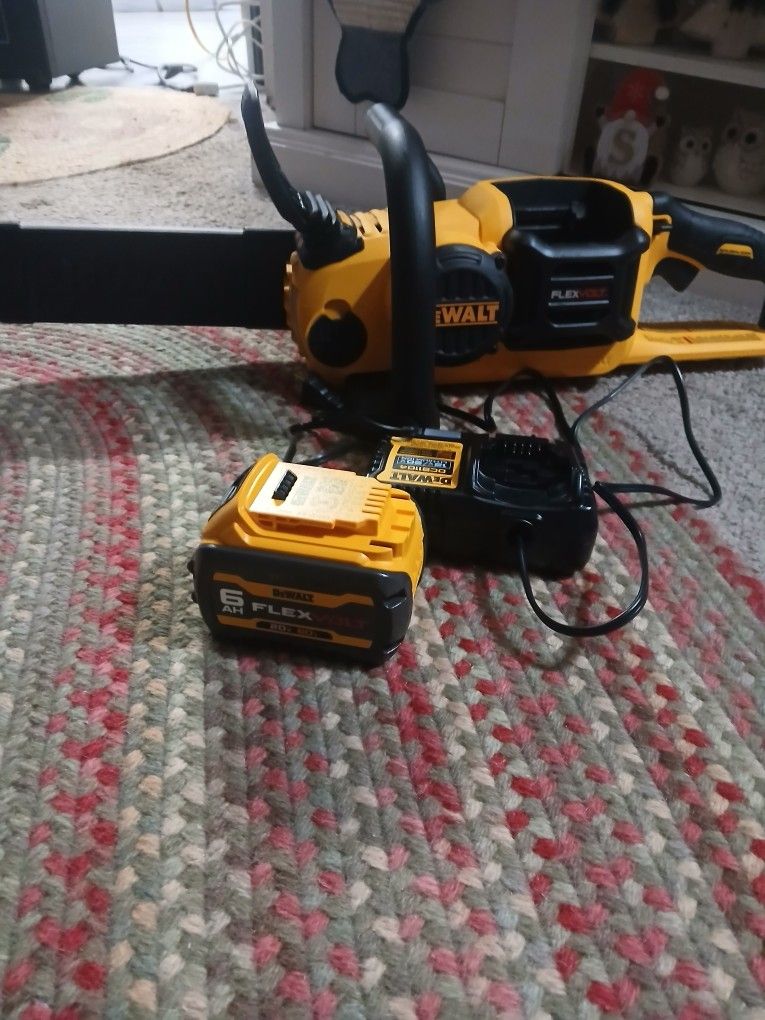 Dewalt 60V Max Chainsaw