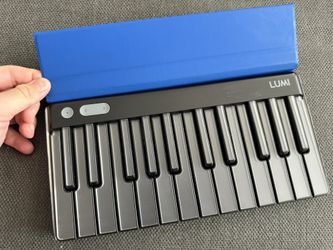 Roli Lumi Piano Keys With Blue Case