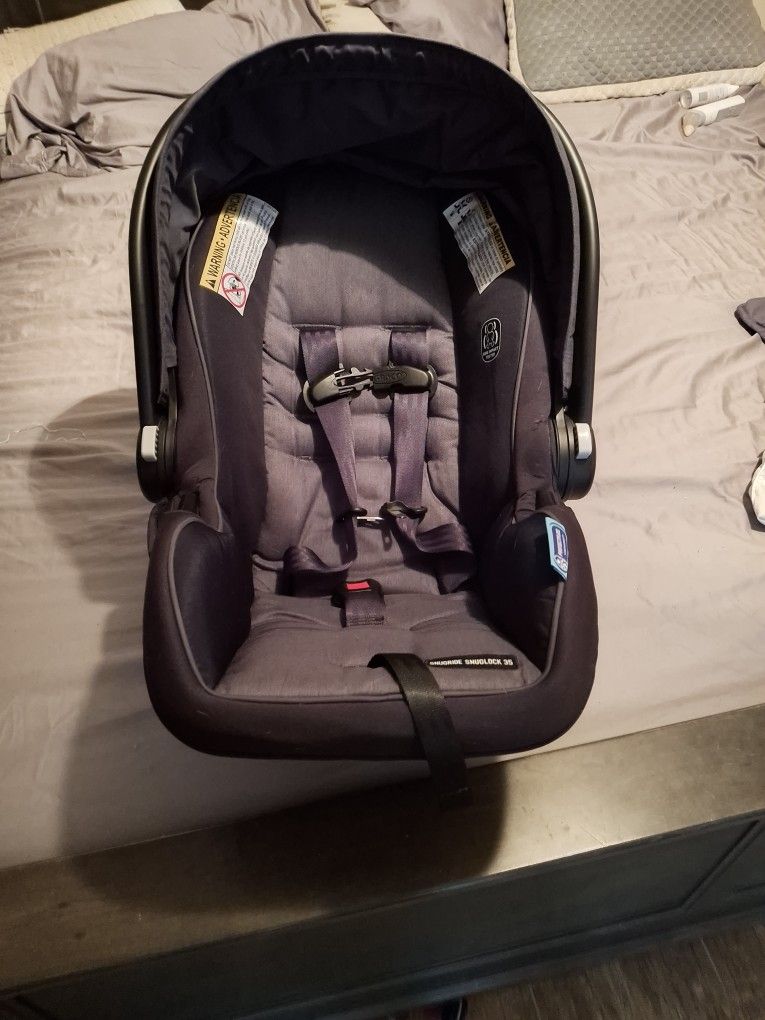 Graco Car Seat And Base