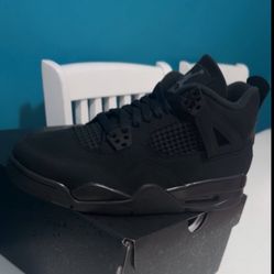 Black Cat Retro 4 Jordan’s  Size 6.5