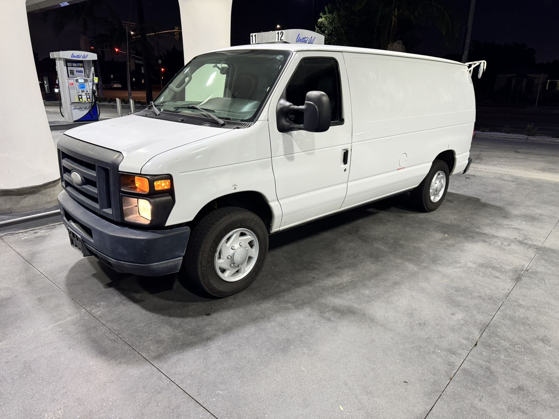 2014 Ford E-150