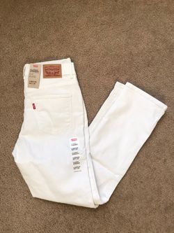 Women’s Levi’s Jeans