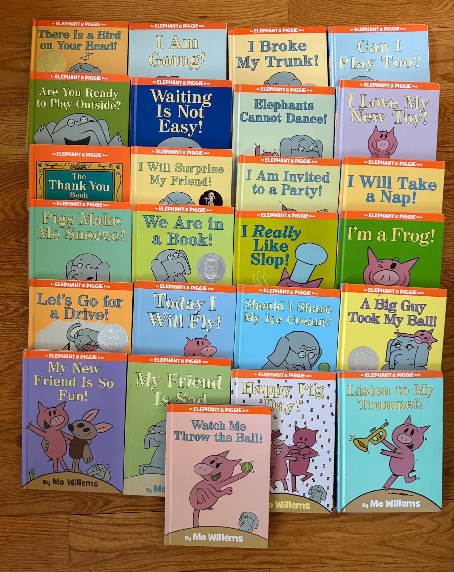 25 Elephant & Piggie Books by Mo Willems Hardcover Set