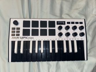 Akai MPK Minipiano