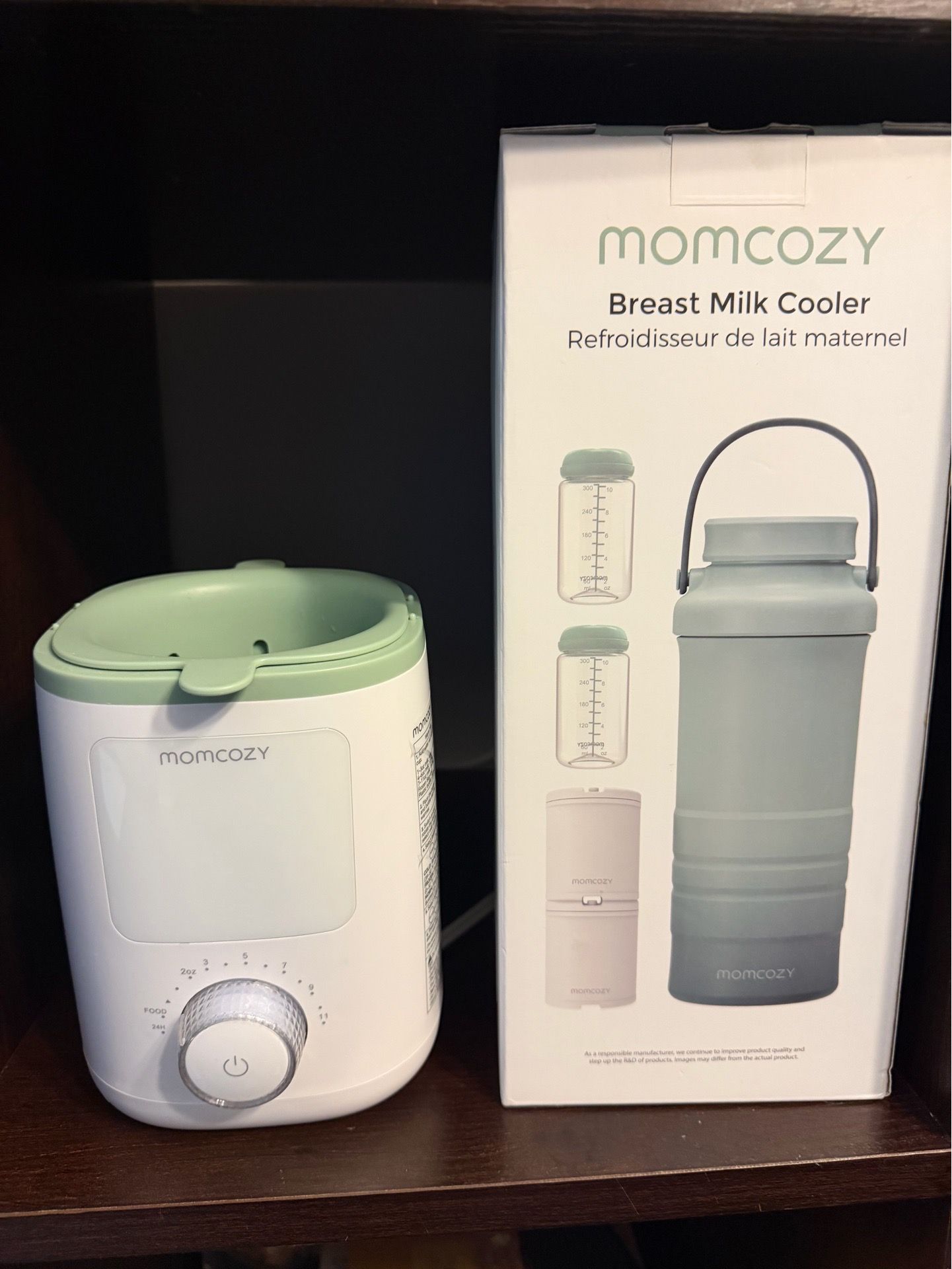 Momcozy breast milk cooler/ bottle warmer