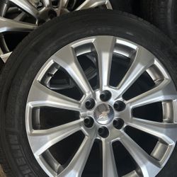 22 S HIGH COUNTRY CHEVY GMC RIMS TIRES 